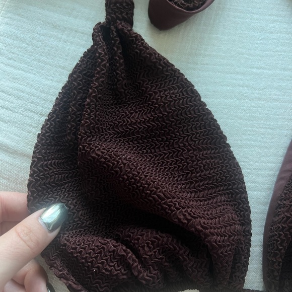 Monday Swimwear Tulum Top Size: L/V - Picture 6 of 6